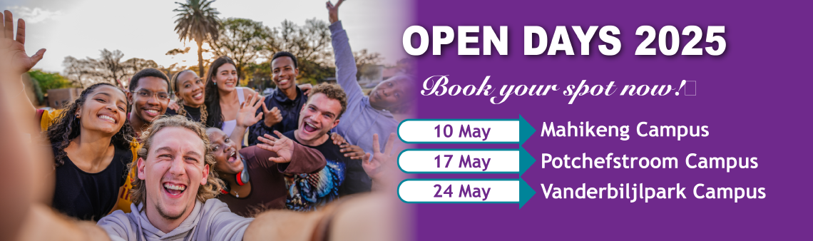 Students taking a selfie - NWU Open Days